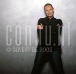 15-08-2002 Rob de Nijs at studio in Amsterdam, August 15, 2002.

[keywords]Posed, Half Length, Eyecontact[/keywords]